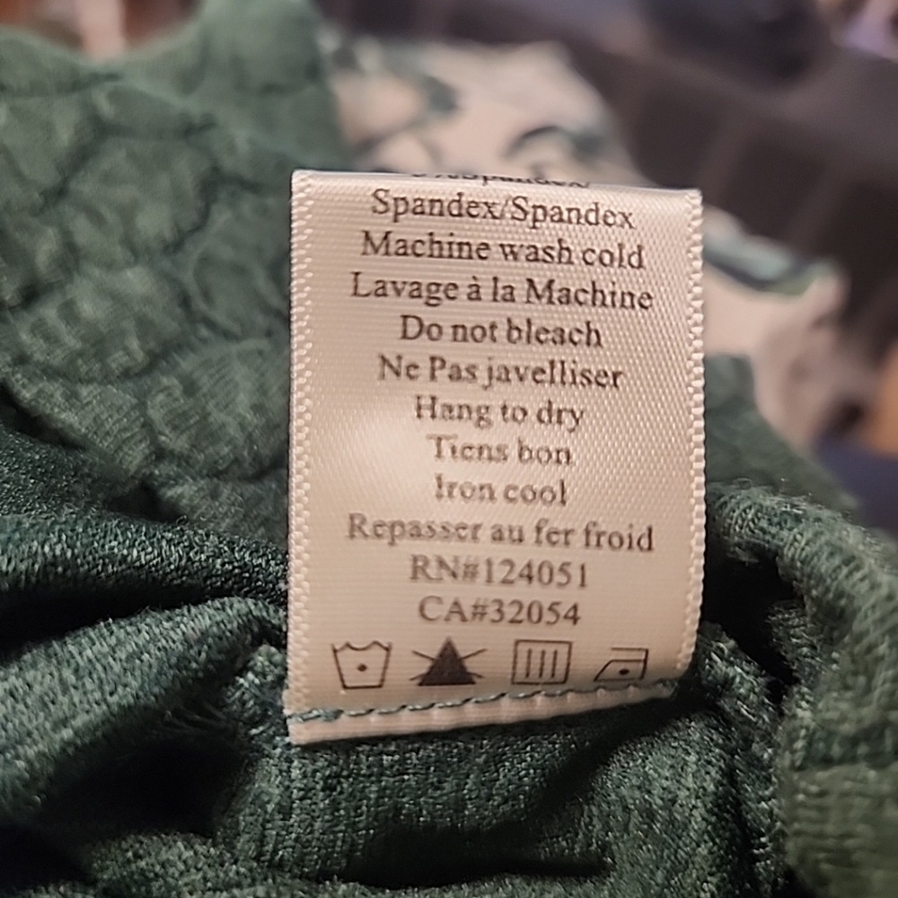 Porridge by Anthropologie Textured Sweatshirt Green Floral Women's Size Small - Picture 9 of 10